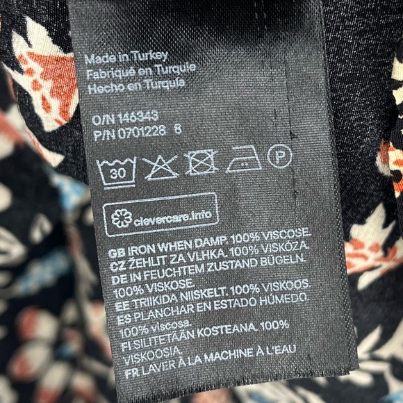 H&M Black Floral Long Sleeve Mini Dress - Size 6 (US) - Picture 8 of 8